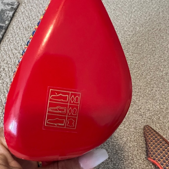 Christian Louboutin stilettos - Picture 7 of 10